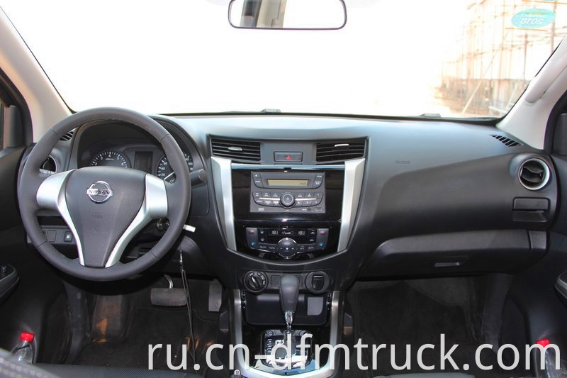 Dongfeng Nissan Navara Pickup Interior 2 5l Petro 4x4 184hp